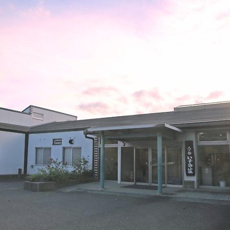 ホテルYatsugatake Izumiso 北杜市 エクステリア 写真