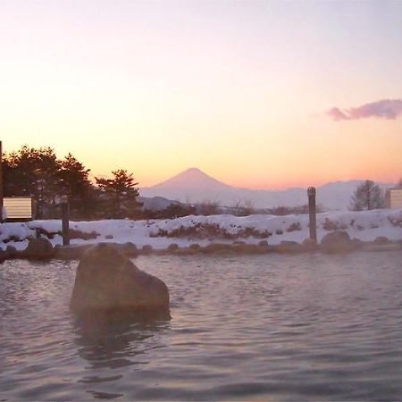 ホテルYatsugatake Izumiso 北杜市 エクステリア 写真