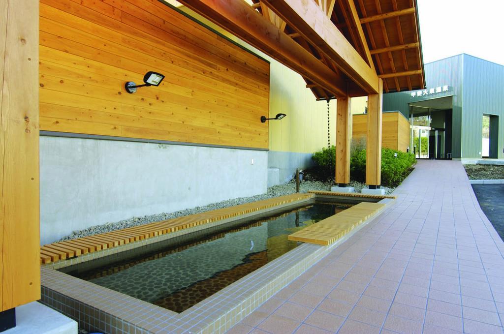ホテルYatsugatake Izumiso 北杜市 エクステリア 写真